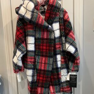 NWT Jill Martin Fleece Jacket White Red Yellow Blue Green Plaid Size is XS/S